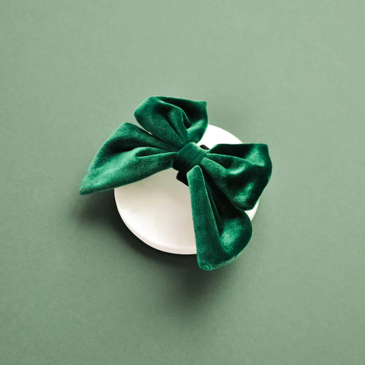 Luxe Green Velvet Sailor Bow Tie