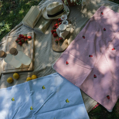 Blanket - Strawberry Picnic