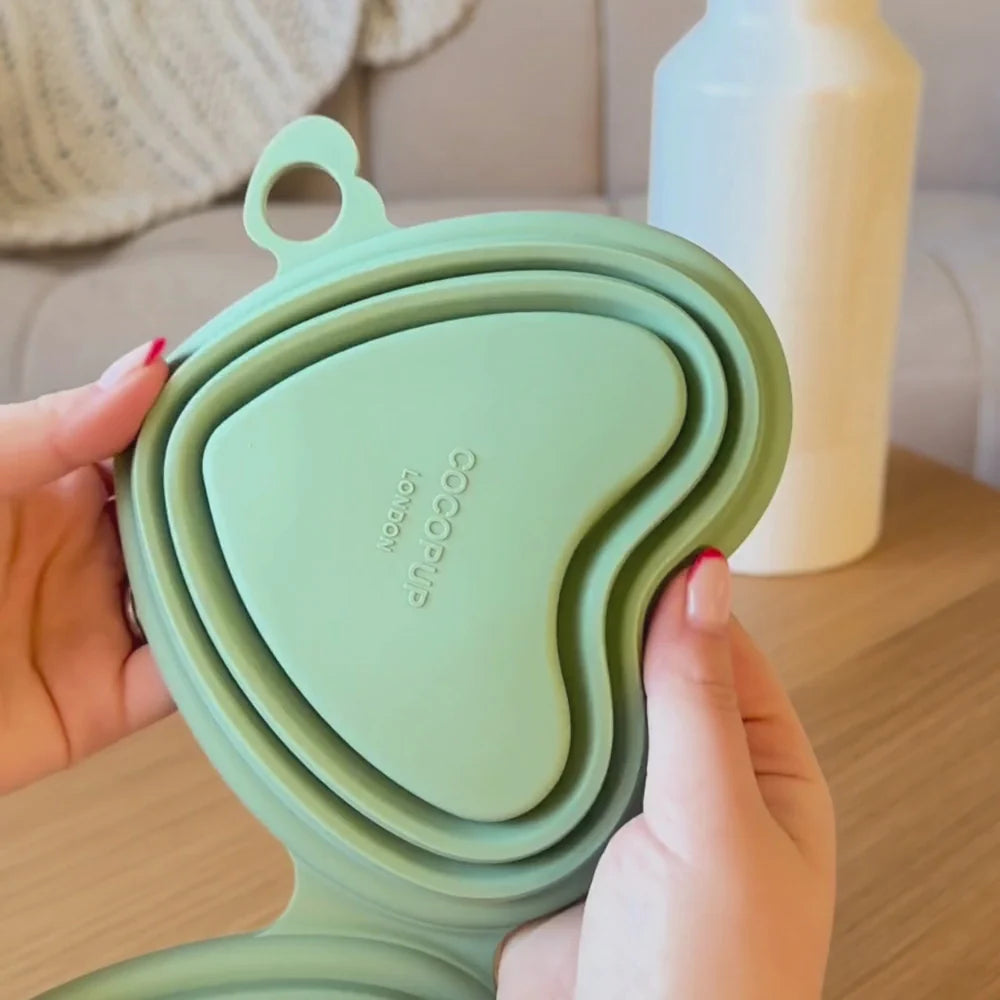 Heart Dog Bowl - Portable & Collapsible (Green)