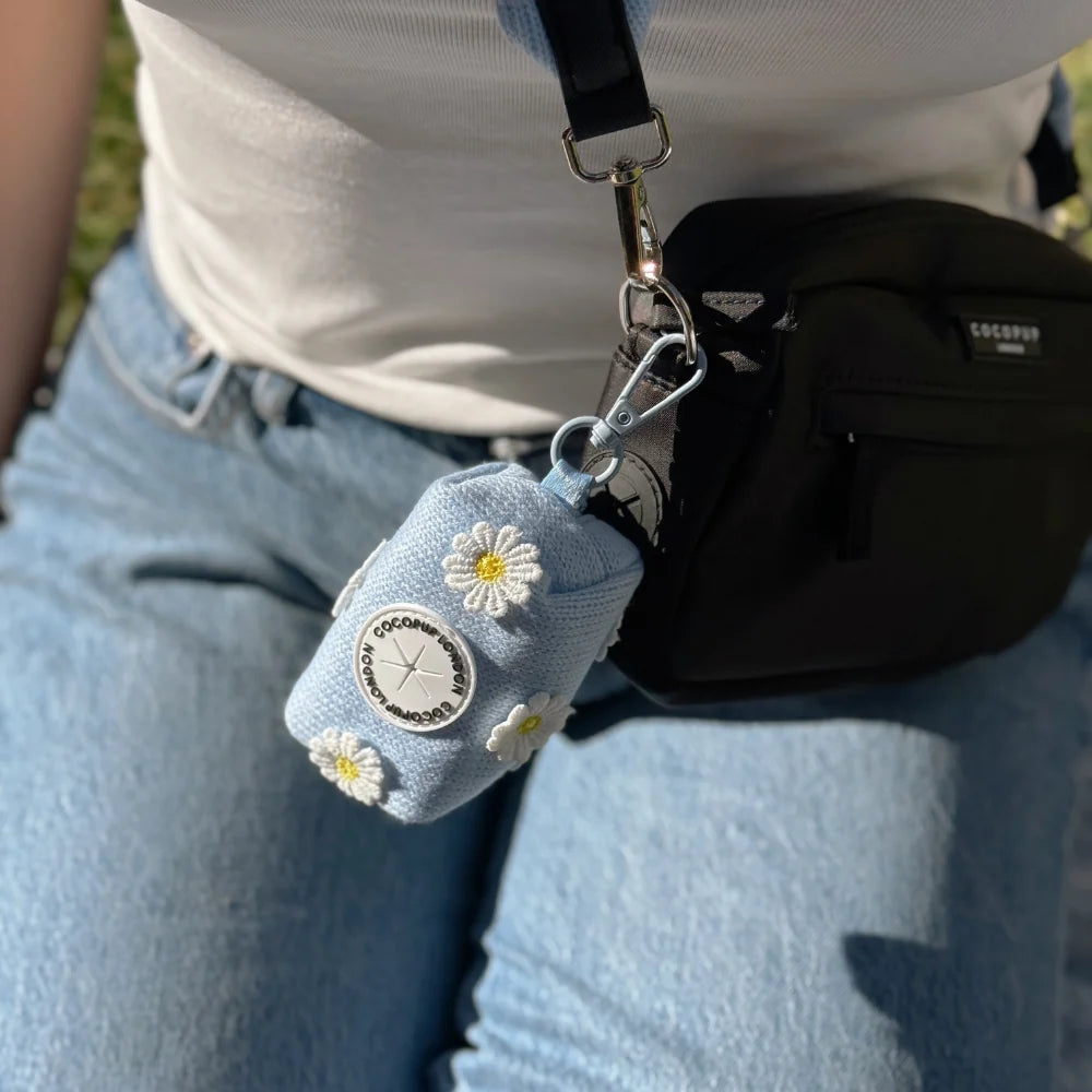 Blue Daisy Dream Poop Bag Holder