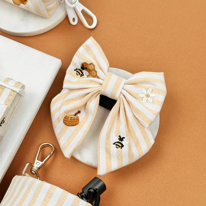 Honey Meadow Sailor Bow