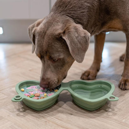 Heart Dog Bowl - Portable & Collapsible (Green)
